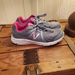 New Balance 496v3 women's sneakers ultra soft insert size 10.5
